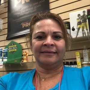 Meet your Posher, Idalia